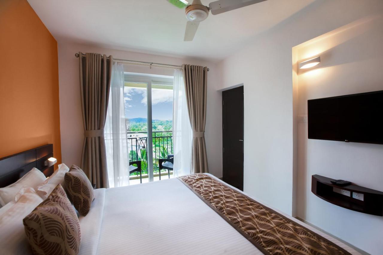 Hotel Sterling Thekkady Exterior foto